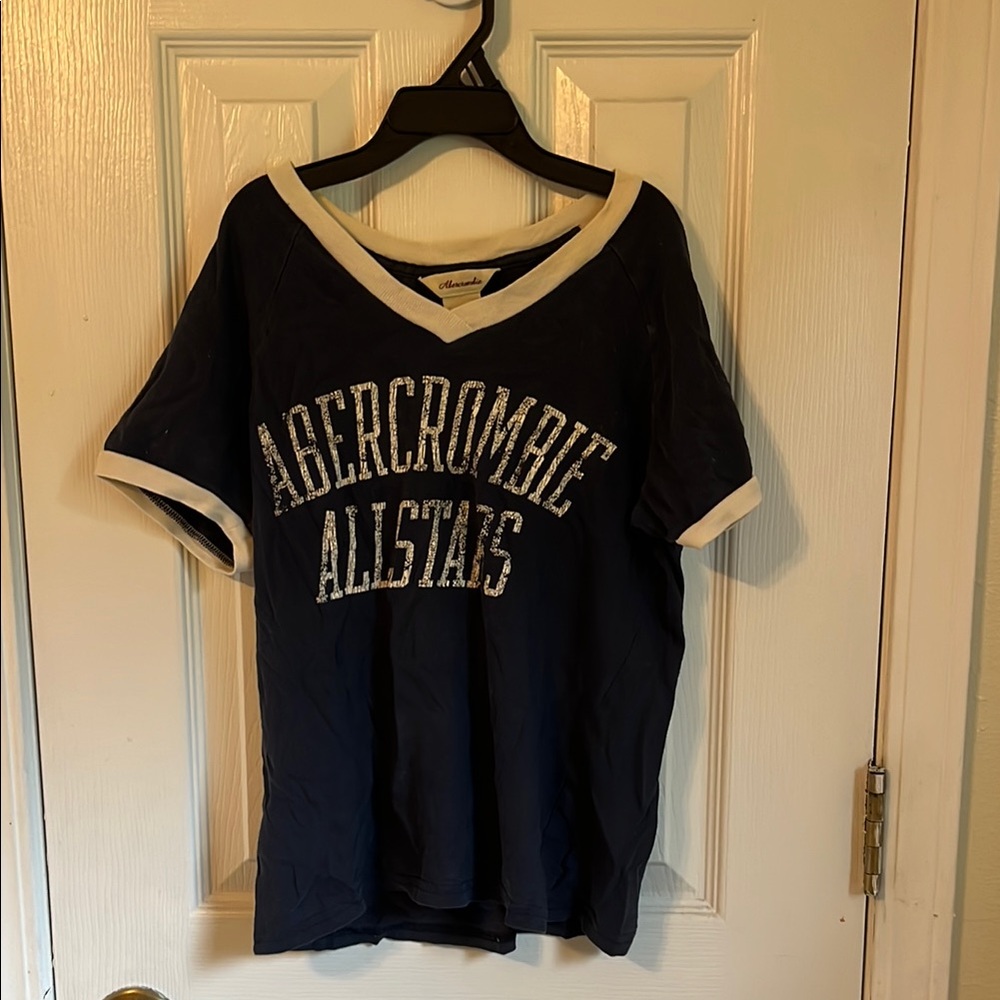 Vintage Abercrombie & Fitch  2003/2004 Navy Tee with White Trim